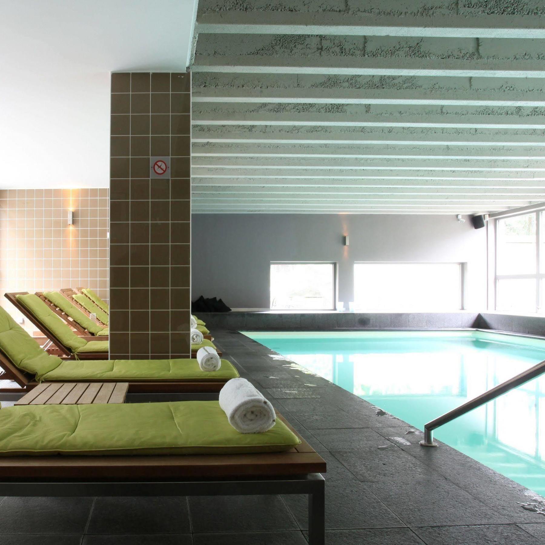 Hotel De Pits Heusden-Zolder ภายนอก รูปภาพ
